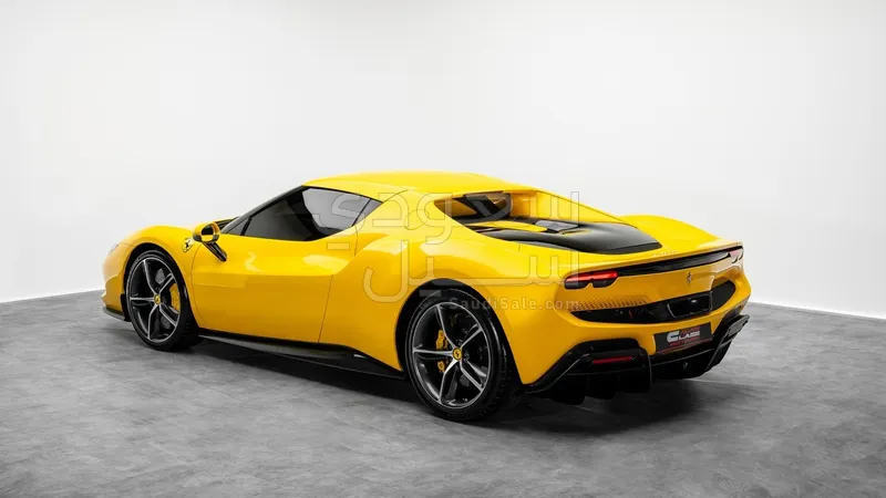 2022 فيراري جي تي بي 296