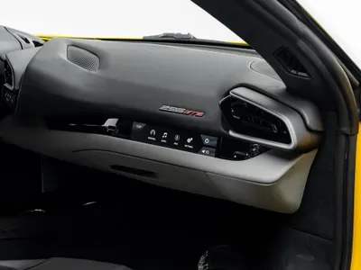 2022 فيراري جي تي بي 296