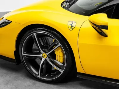 2022 فيراري جي تي بي 296