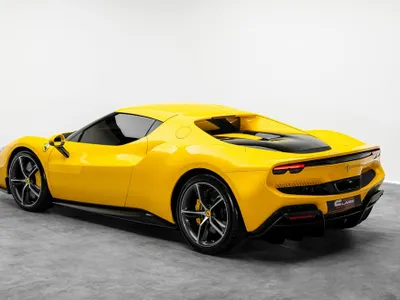 2022 فيراري جي تي بي 296