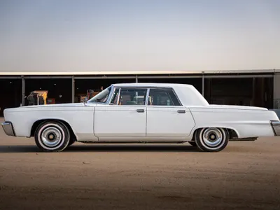 1958 كرايسلر امبريال كروان