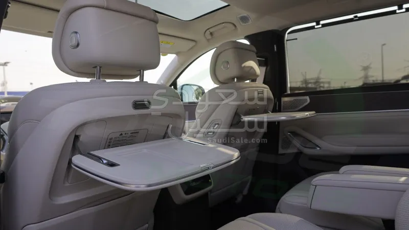 2025 بي واي دي ليوبارد 8