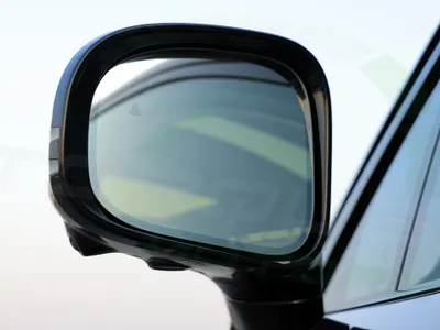 2025 بي واي دي ليوبارد 8