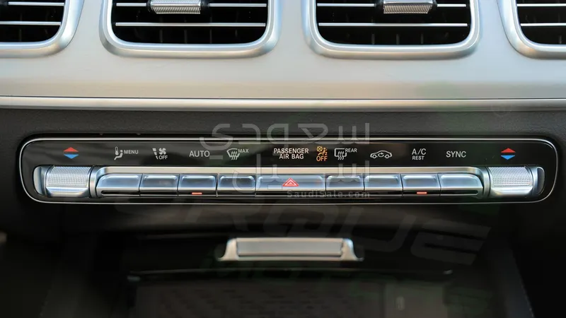 2025 مرسيدس - بنز جي إل إي 450 كوبيه