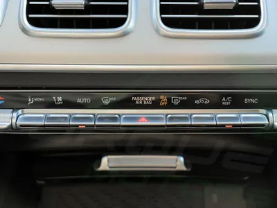 2025 مرسيدس - بنز جي إل إي 450 كوبيه