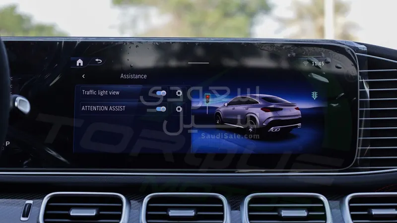 2025 مرسيدس - بنز جي إل إي 53 أي إم جي