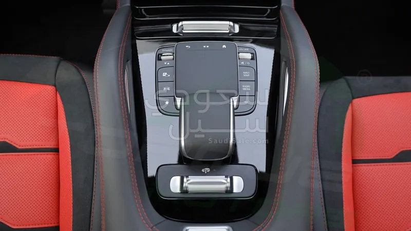 2025 مرسيدس - بنز جي إل إي 53 أي إم جي