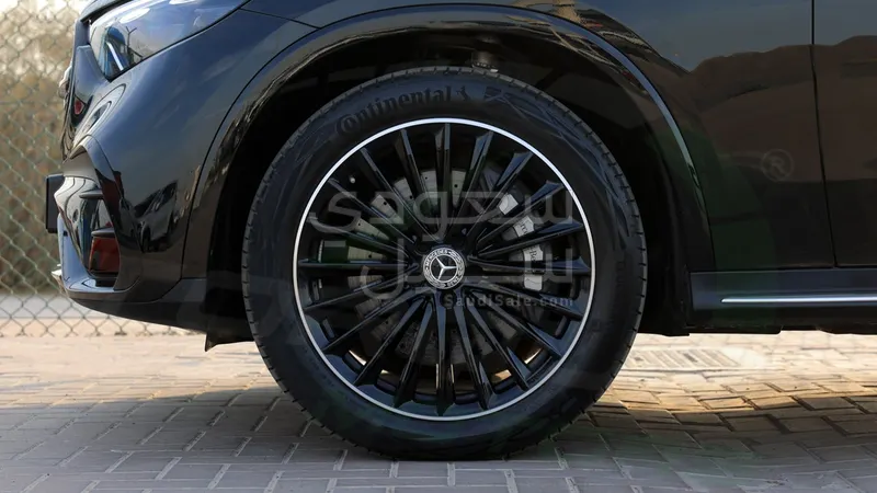 2025 مرسيدس - بنز جي إل سي 200 كوب