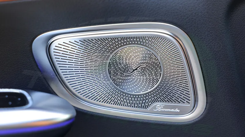 2025 مرسيدس - بنز جي إل سي 200 كوب