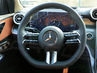 2025 مرسيدس - بنز جي إل سي 200 كوب