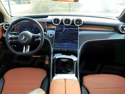 2025 مرسيدس - بنز جي إل سي 200 كوب