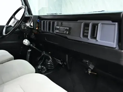 1991 لاند روفر ديفيندر 110