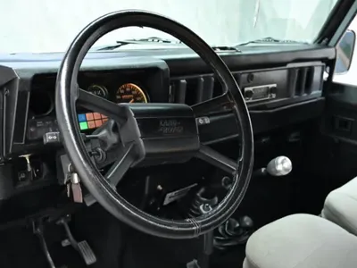 1991 لاند روفر ديفيندر 110