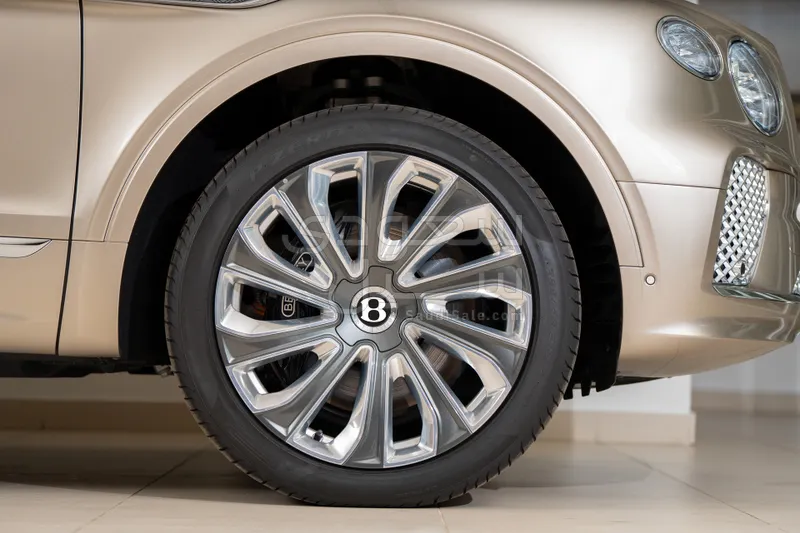 2024 بنتلي بنتايجا إي دابليو بي