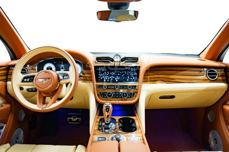 2024 بنتلي بنتايجا إي دابليو بي