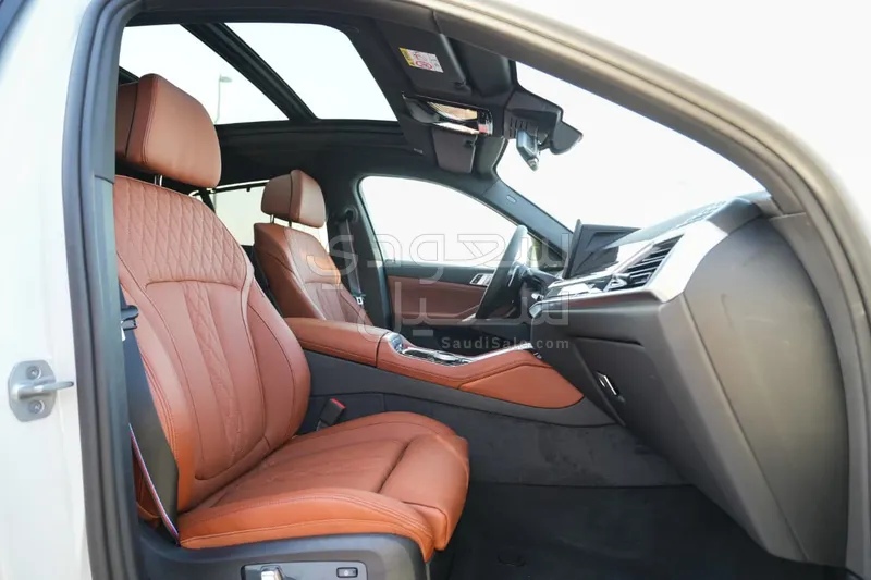 2026 بي ام دبليو الفئة اكس 6 إم كت