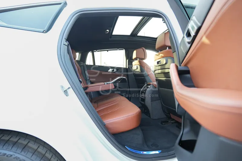 2026 بي ام دبليو الفئة اكس 6 إم كت