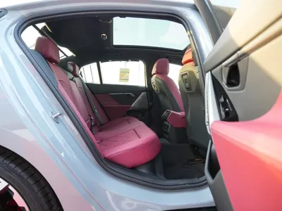 2026 بي ام دبليو الفئة الخامسة 530 إم كت