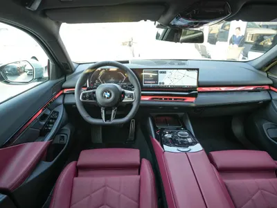 2026 بي ام دبليو الفئة الخامسة 530 إم كت