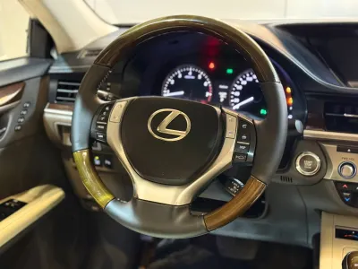 2013 لكزس إي إس 350 دي دي