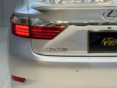 2013 لكزس إي إس 350 دي دي