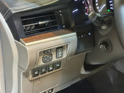 2013 لكزس إي إس 350 دي دي