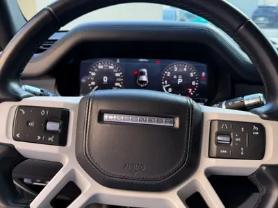 2020 لاند روفر ديفيندر 110