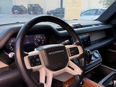 2020 لاند روفر ديفيندر 110