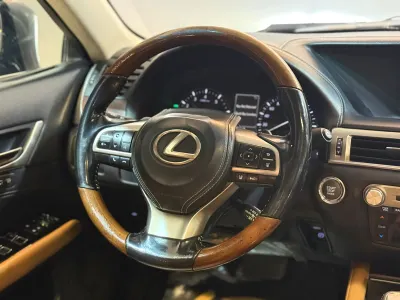 2016 لكزس جي إس 350