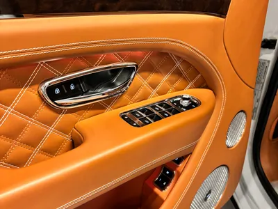 2021 بنتلي بنتايجا الاصدار الاول