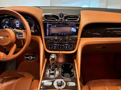 2021 بنتلي بنتايجا الاصدار الاول