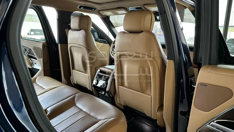 2023 لاند روفر رينج روفر فوج