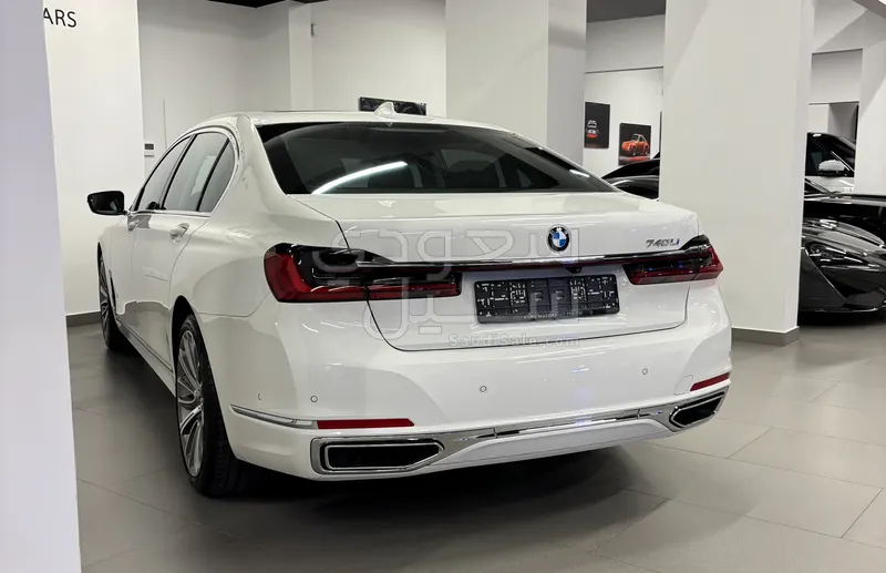 2021 بي ام دبليو الفئة السابعة 740 إل أي