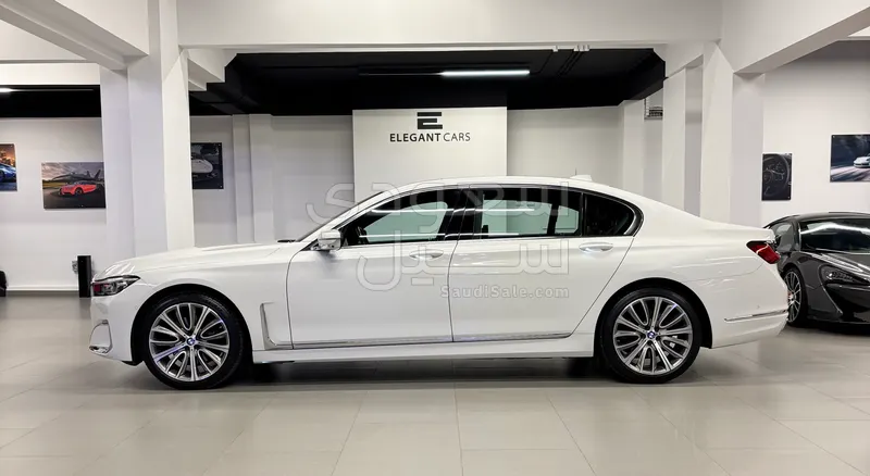 2021 بي ام دبليو الفئة السابعة 740 إل أي