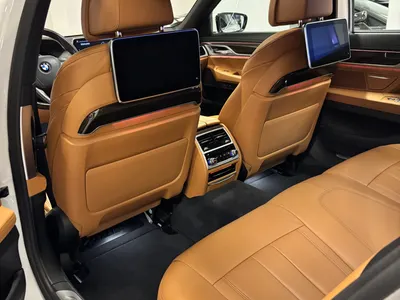 2021 بي ام دبليو الفئة السابعة 740 إل أي