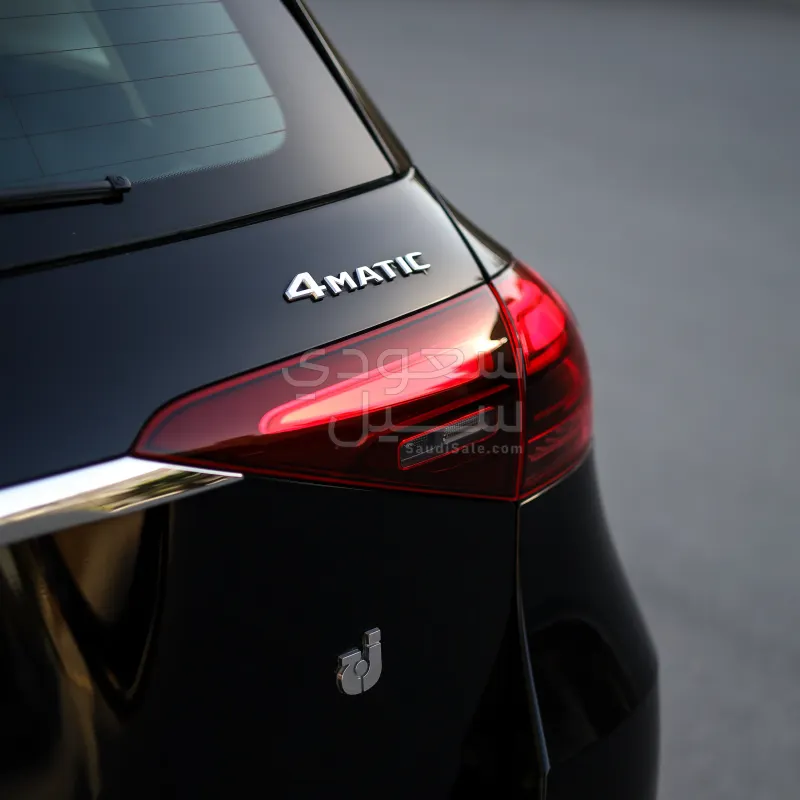 2024 مرسيدس - بنز جي إل إي 450