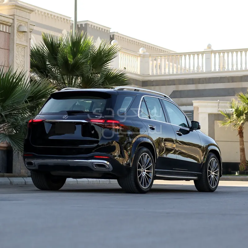 2024 مرسيدس - بنز جي إل إي 450