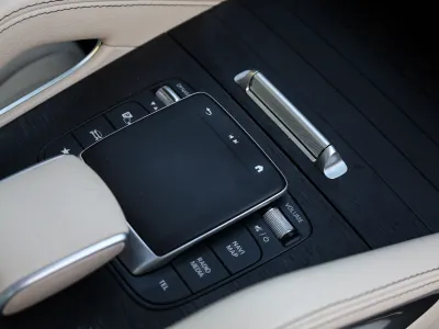 2024 مرسيدس - بنز جي إل إي 450