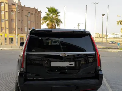 2019 كاديلاك اسكاليد بلاتينيوم