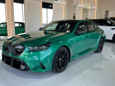 2025 بي ام دبليو الفئة ام إم 5