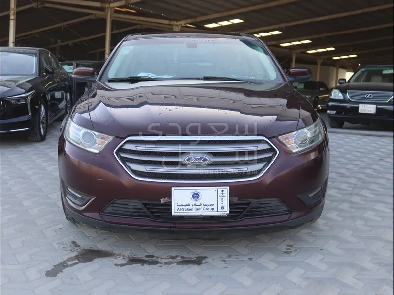 2019 Ford Taurus SEL