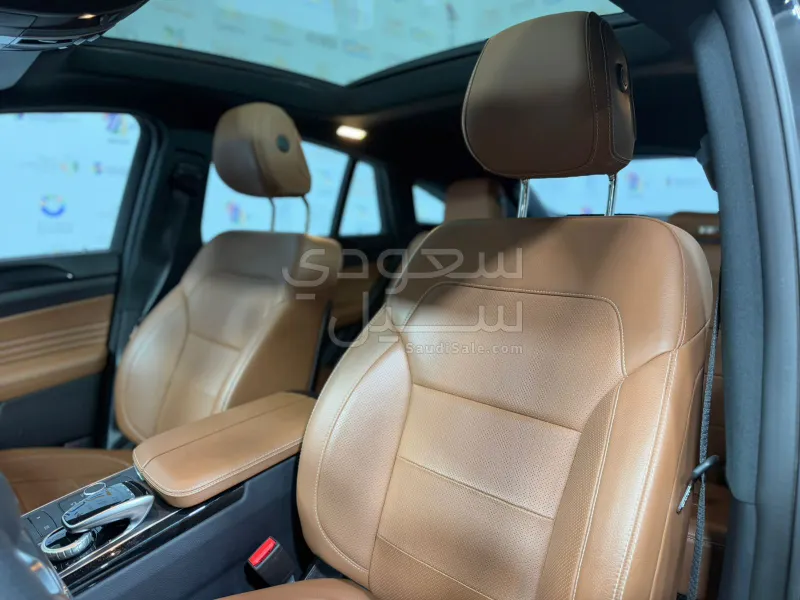 2019 مرسيدس - بنز جي إل إي 43 أي إم جي