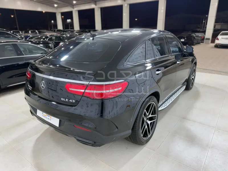 2019 مرسيدس - بنز جي إل إي 43 أي إم جي