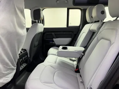 2026 لاند روفر ديفيندر اكس داينمك