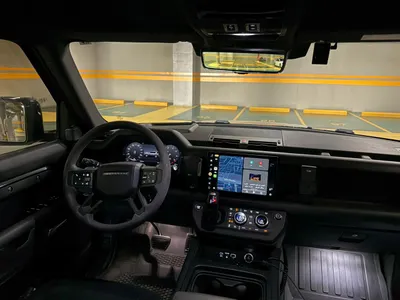 2024 لاند روفر ديفيندر