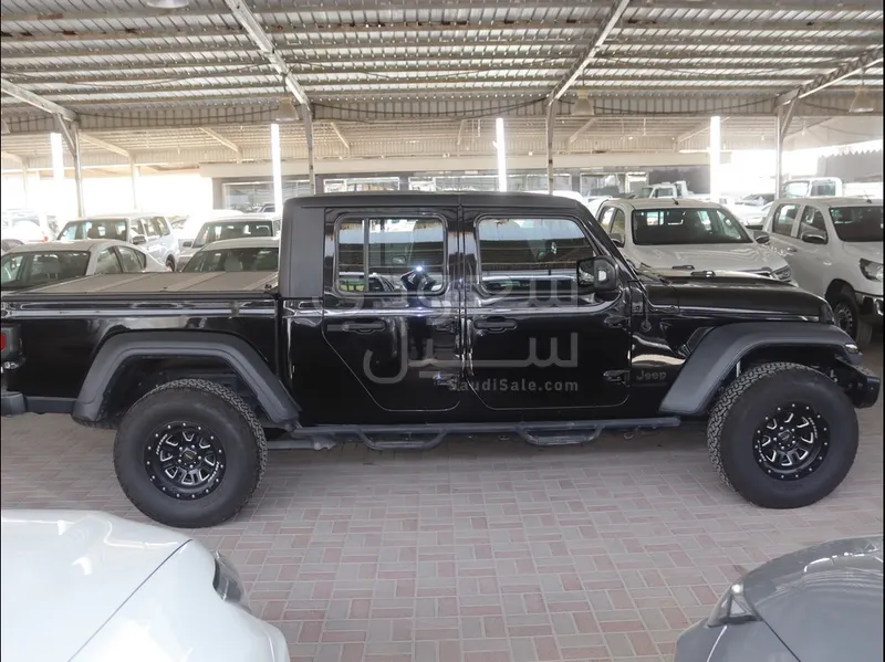 2021 جييب جلادياتور سبورت