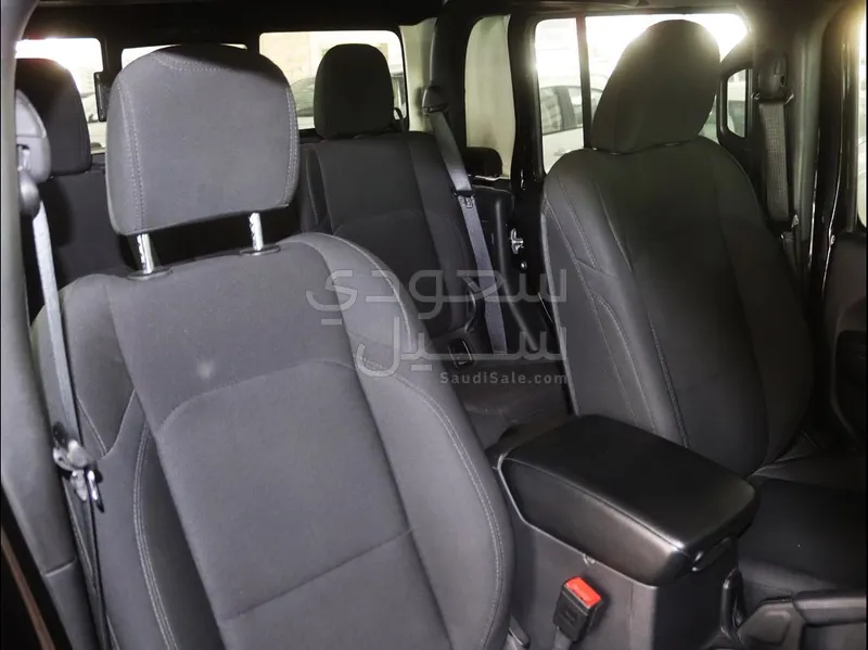 2021 جييب جلادياتور سبورت