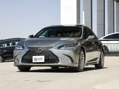 2019 لكزس إي إس 350