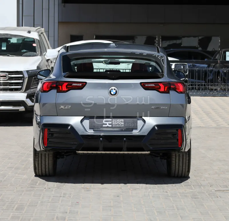 2026 بي ام دبليو الفئة اكس 2