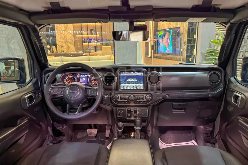 2023 جييب رانجلر سبورت